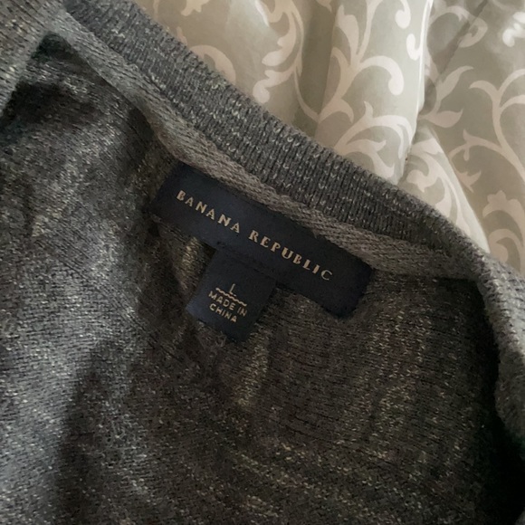 2 sporty sweaters - Picture 5 of 6